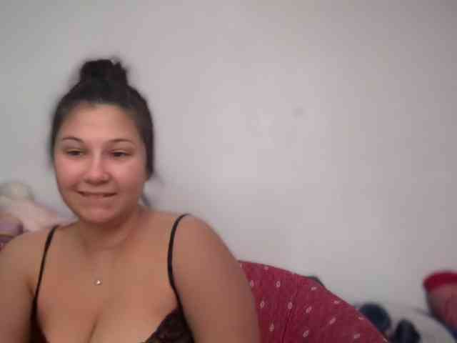 Minettesexy24 webcam