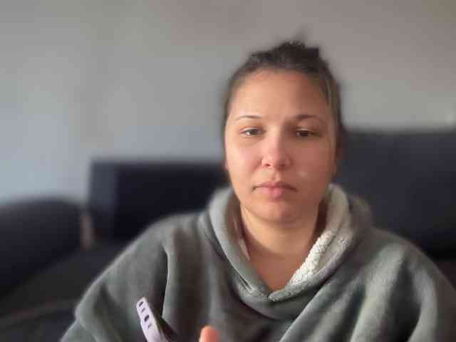 Minettesexy24 webcam