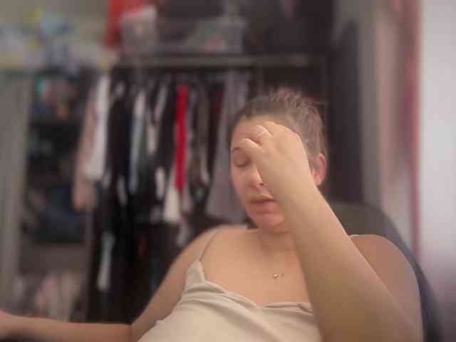 Minettesexy24 webcam