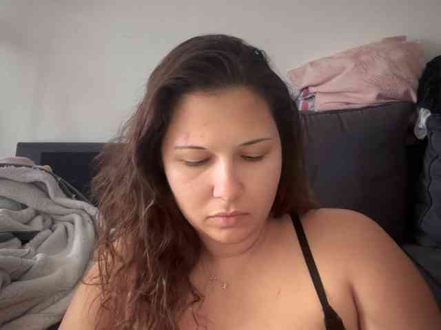 Minettesexy24 webcam