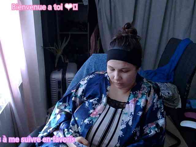 Minettesexy24 webcam