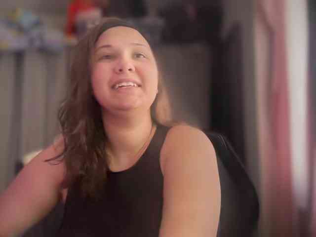 Minettesexy24 webcam