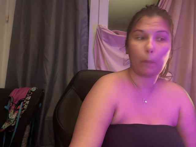 Minettesexy24 webcam