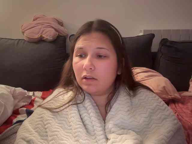 Minettesexy24 webcam