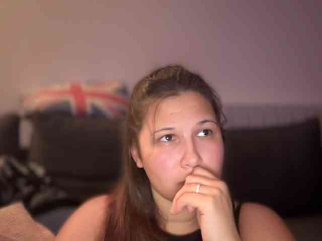 Minettesexy24 webcam