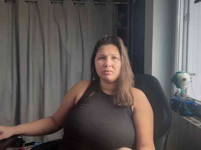 Minettesexy24 webcam