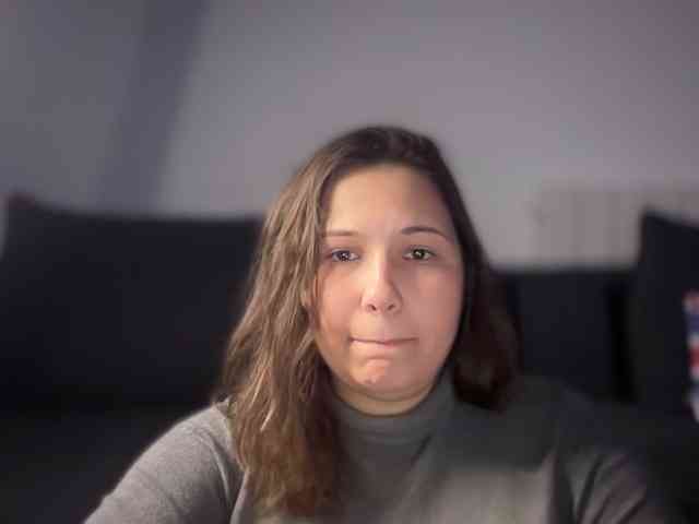 Minettesexy24 webcam