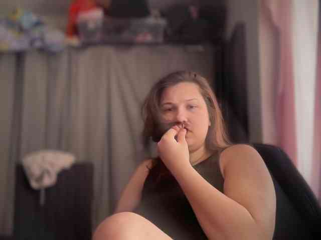 Minettesexy24 webcam