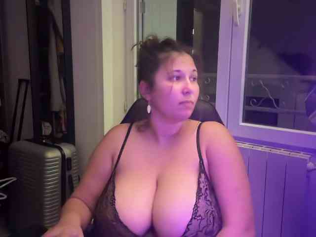 Minettesexy24 webcam