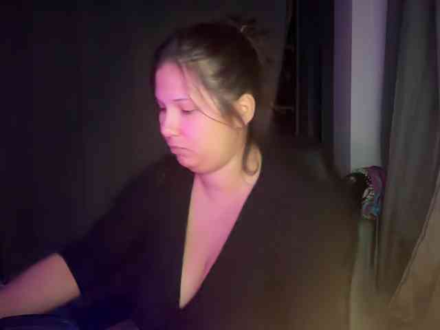 Minettesexy24 webcam