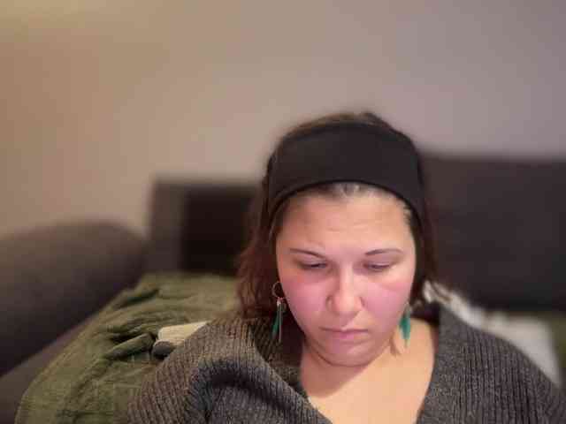 Minettesexy24 webcam