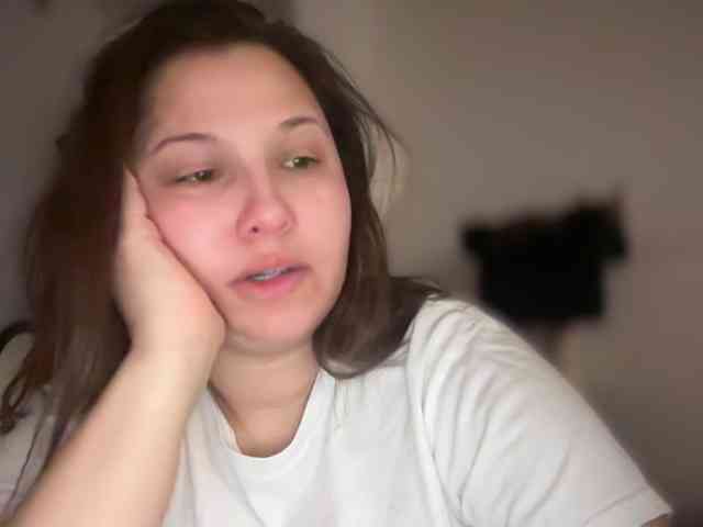 Minettesexy24 webcam