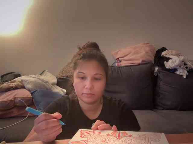 Minettesexy24 webcam