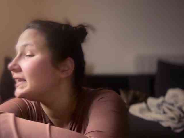 Minettesexy24 webcam