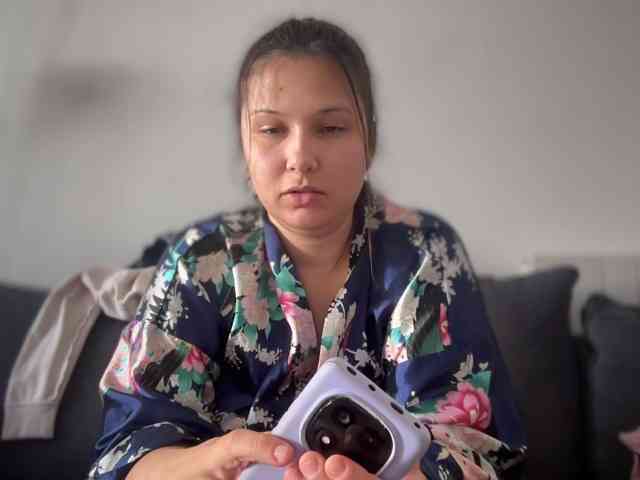 Minettesexy24 webcam