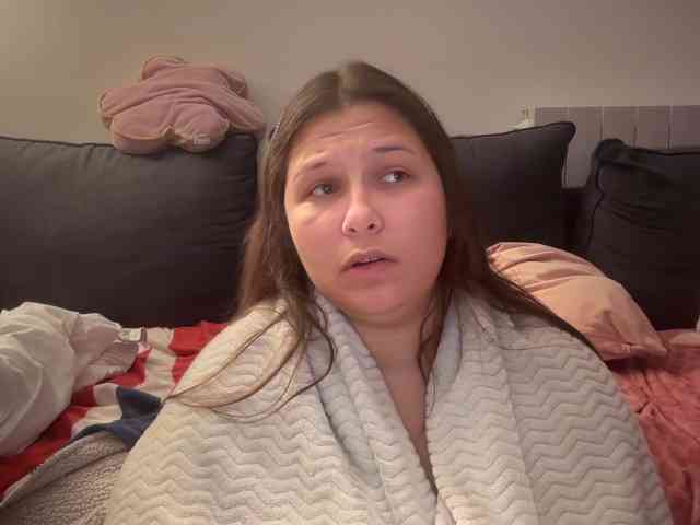 Minettesexy24 webcam