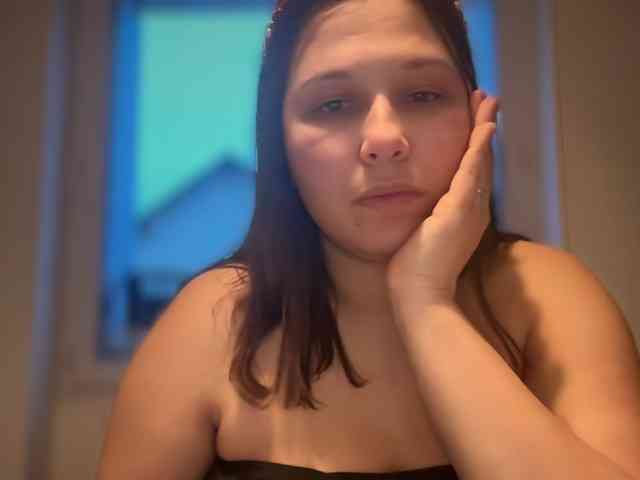 Minettesexy24 webcam