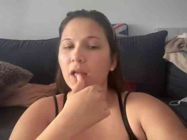 Minettesexy24 webcam