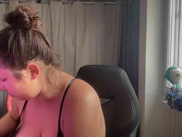 Minettesexy24 webcam