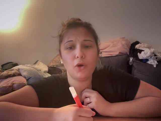 Minettesexy24 webcam