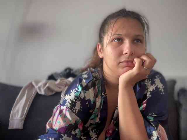 Minettesexy24 webcam