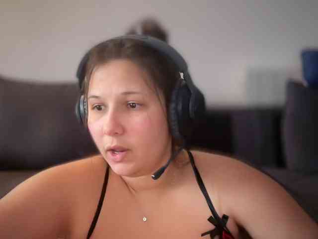 Minettesexy24 webcam