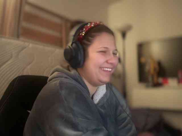 Minettesexy24 webcam