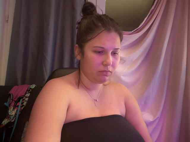 Minettesexy24 webcam