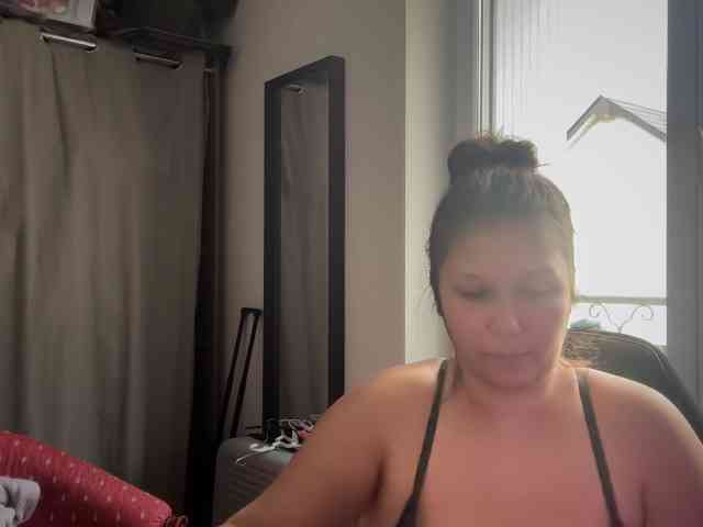 Minettesexy24 webcam