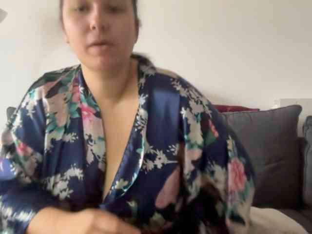 Minettesexy24 webcam