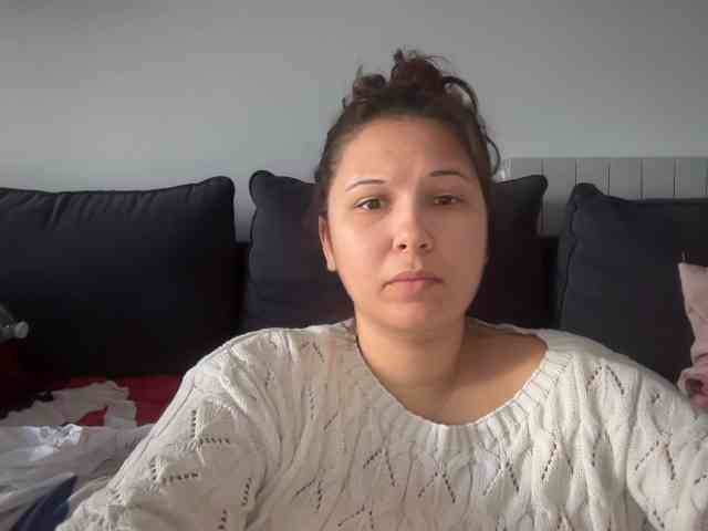 Minettesexy24 webcam