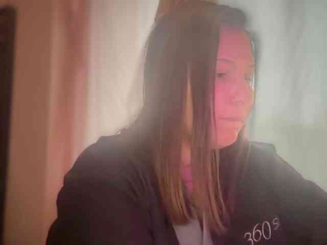 Minettesexy24 webcam