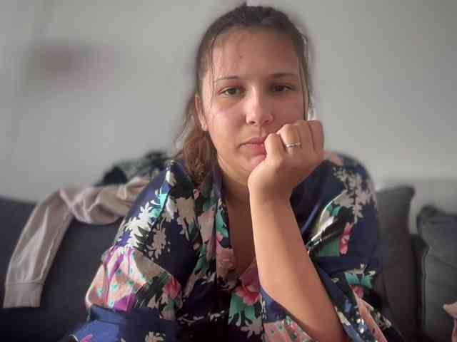 Minettesexy24 webcam