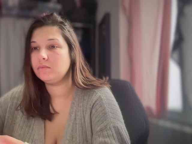 Minettesexy24 webcam