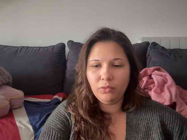 Minettesexy24 webcam