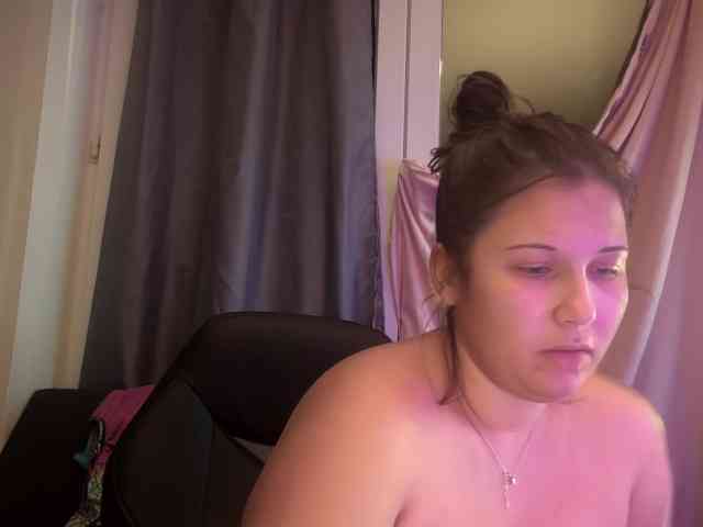 Minettesexy24 webcam