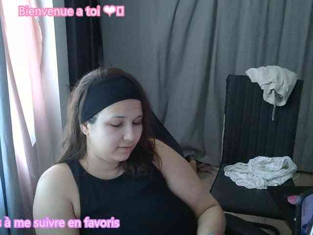 Minettesexy24 webcam