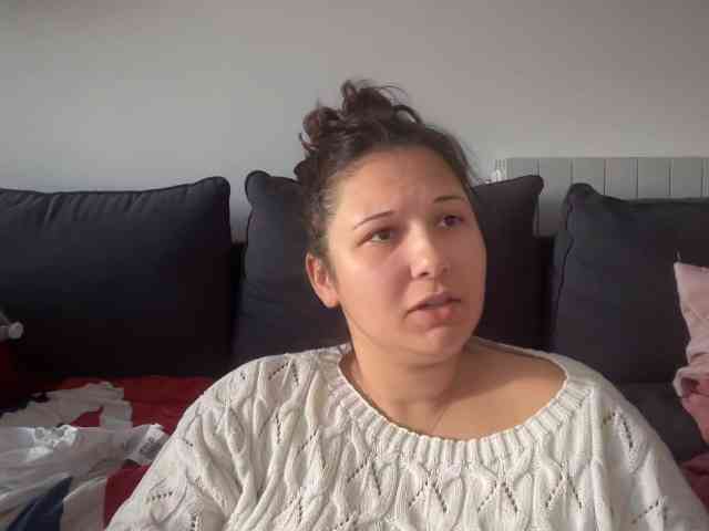 Minettesexy24 webcam