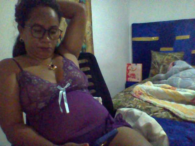 Haidine's BongaCams show and profile