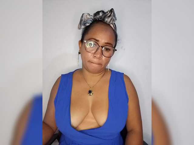 Haidine's BongaCams show and profile