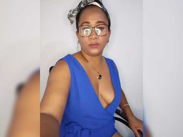 Haidine's BongaCams show and profile