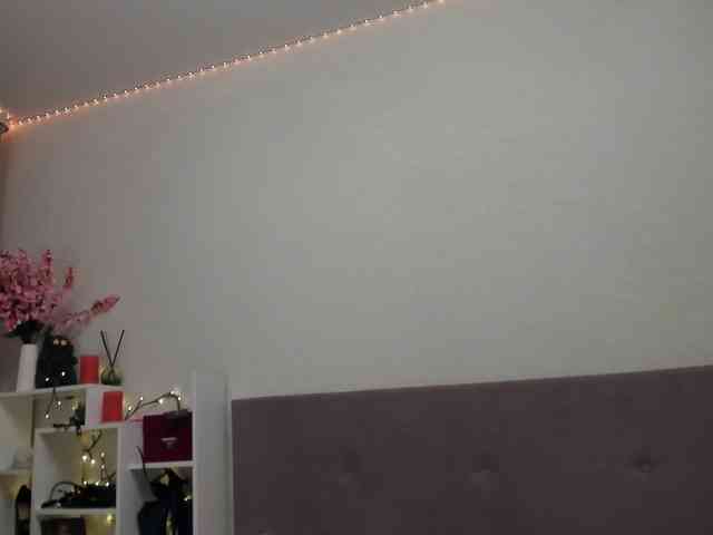 Shadow-Dance webcam