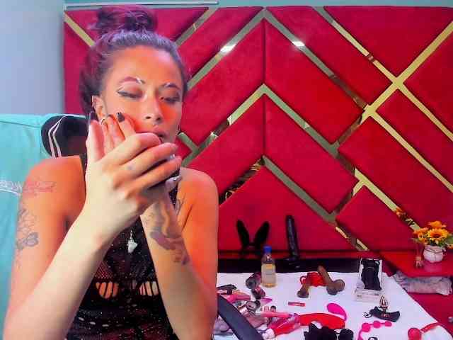 KattaleyaLuck webcam