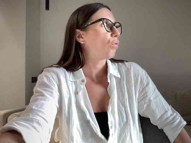 Malina888 webcam