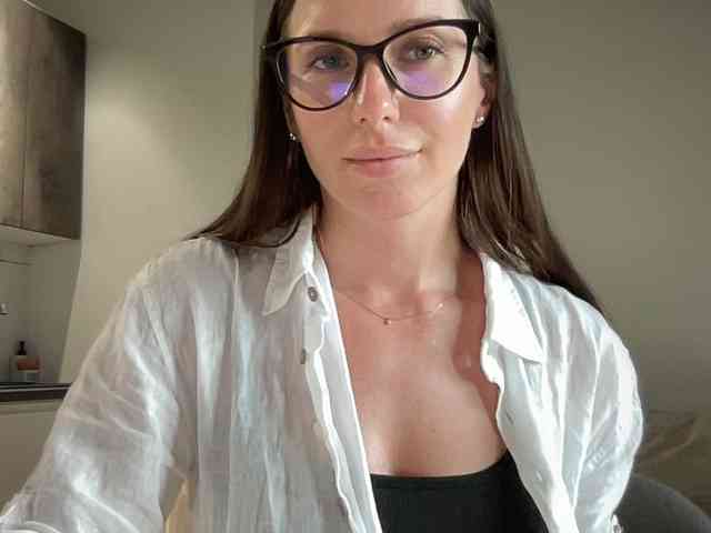 Malina888 webcam