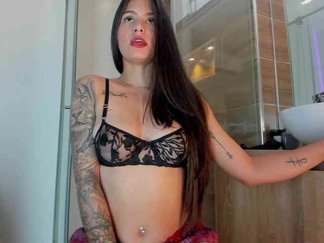 MeganBlosson webcam
