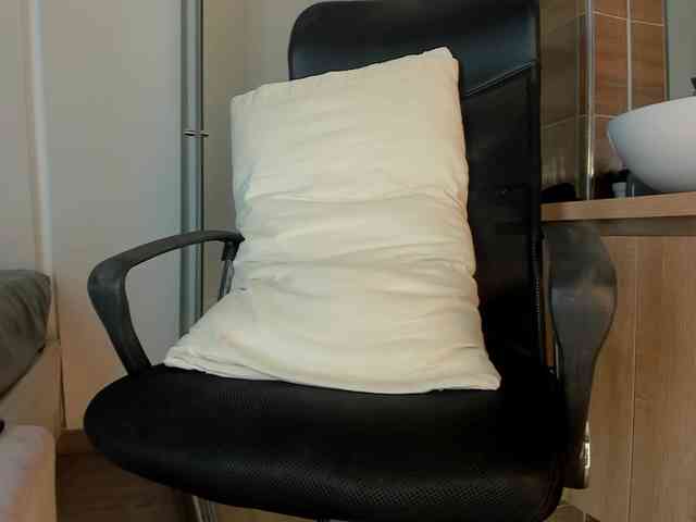 MeganBlosson webcam