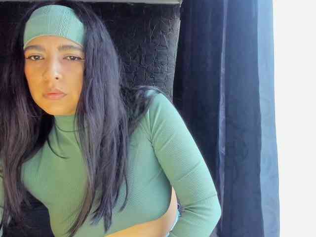 Mia-sex25