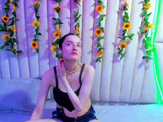 AlisonSweet webcam