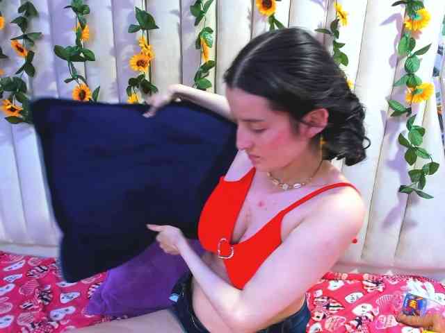 AlisonSweet webcam